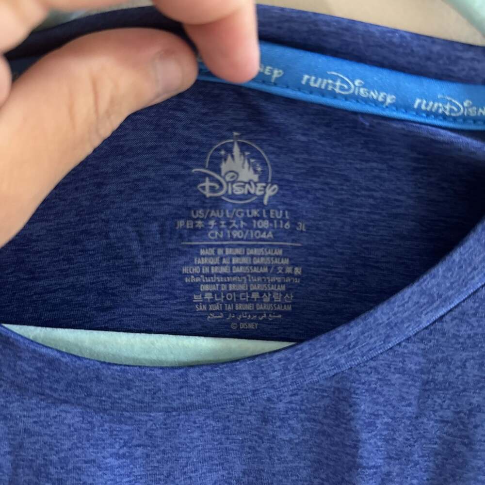 runDisney 2022 Wine & Dine Half Marathon Weekend Long Sleeve Tech Shirt - Picture 4 of 5